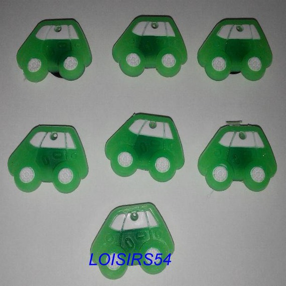 Boutons plastique auto vert lot de 7 de 25 mm pour la couture
