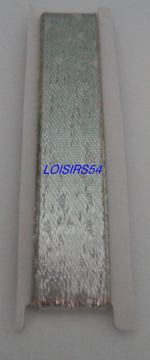 Ruban argenté 1,5 cm x 100 cm pour décoration scrap
